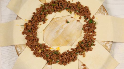 Kıymalı Milföy Böreği Tarifi ve Malzemeleri